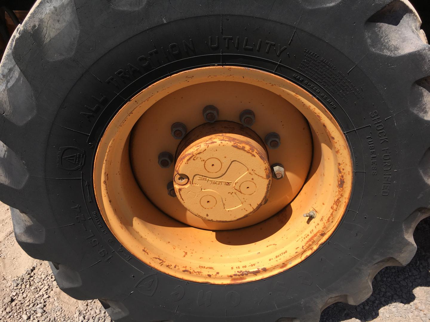 ./imagenes/INVOICE/2019/17132/RETROEXCAVADORA CASE 580SL (10).JPG